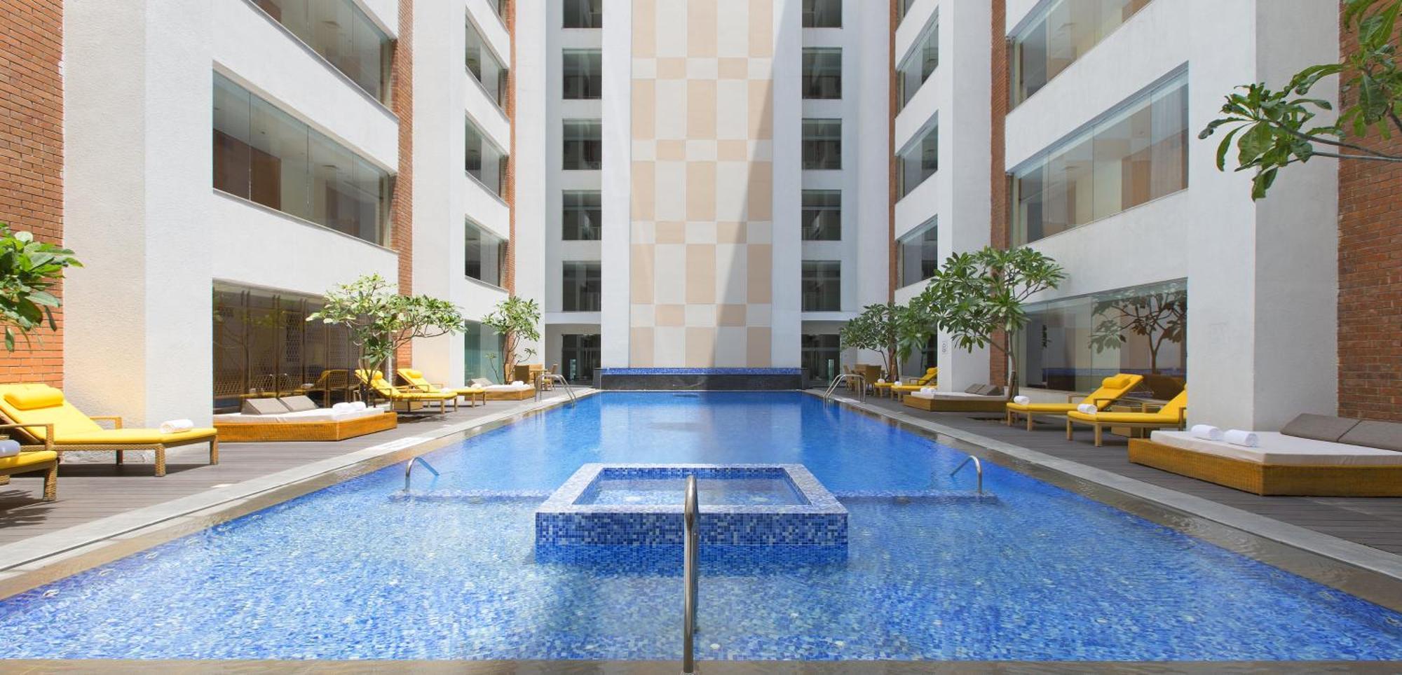 Sheraton Hyderabad Hotel Kültér fotó