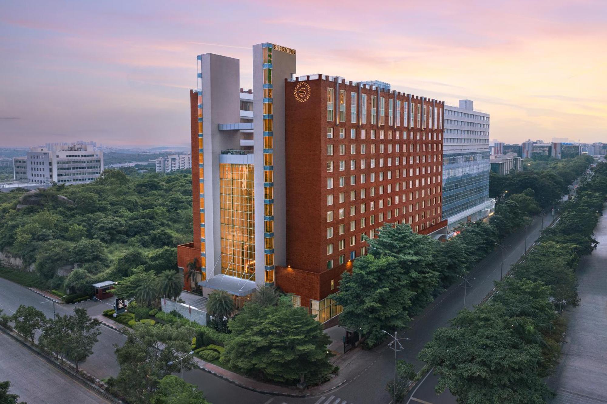 Sheraton Hyderabad Hotel Kültér fotó